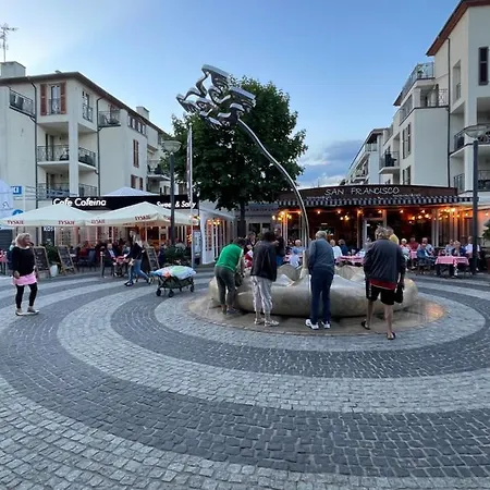 公寓 Avangard Prestige