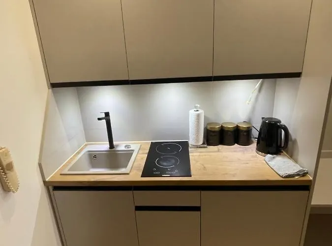 Avangard Prestige Свиноуйсьце