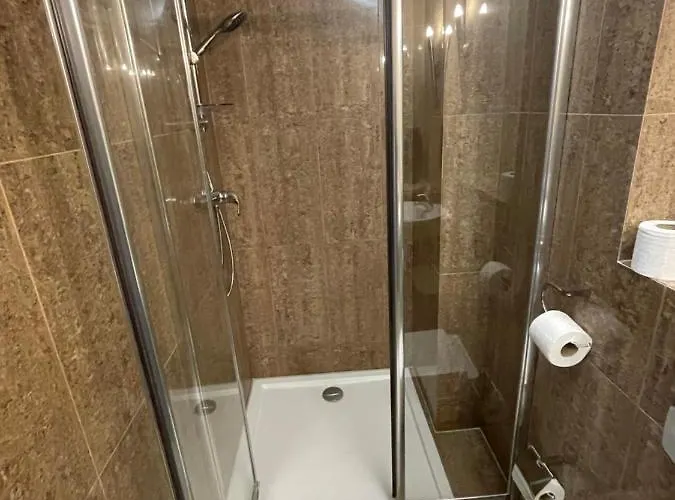 Avangard Prestige Свиноуйсьце